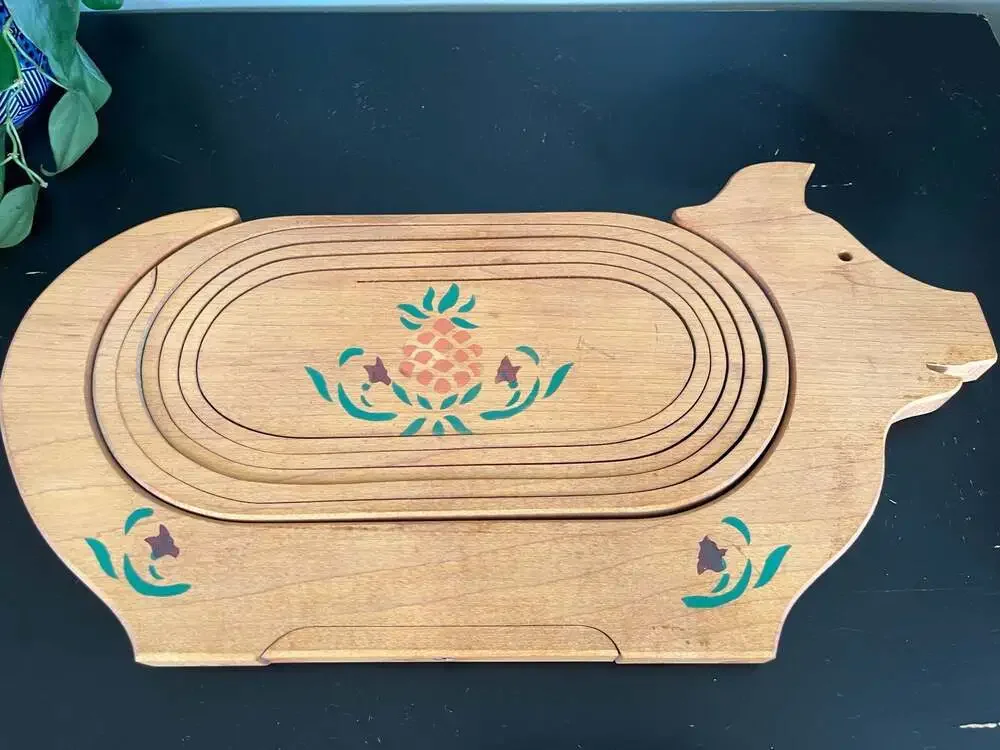 Vintage Wooden Pig Collapsible Trivet with Pineapple Motif